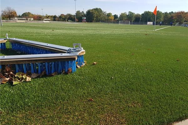 Aanleg kunststof atletiekpiste in PU met een kunstgras voetbalveld - Sportinfrabouw NV